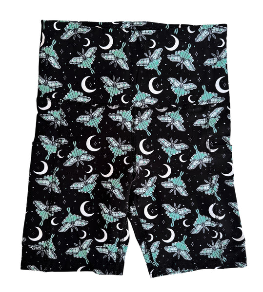 Luna Moth Pocket Athletic Short Leggings - Sizes S to 3X