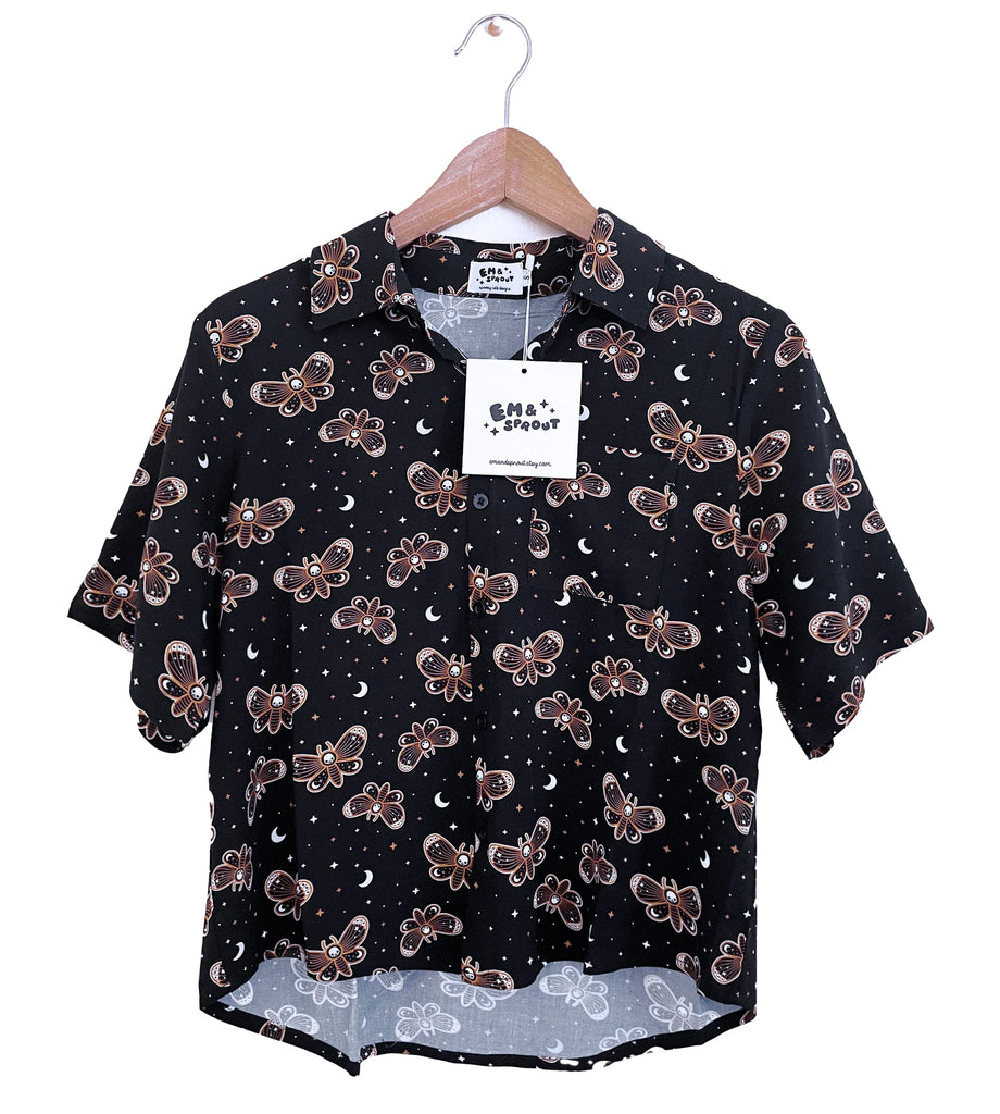 Death Head Moth Ladies Button Down – Em & Sprout